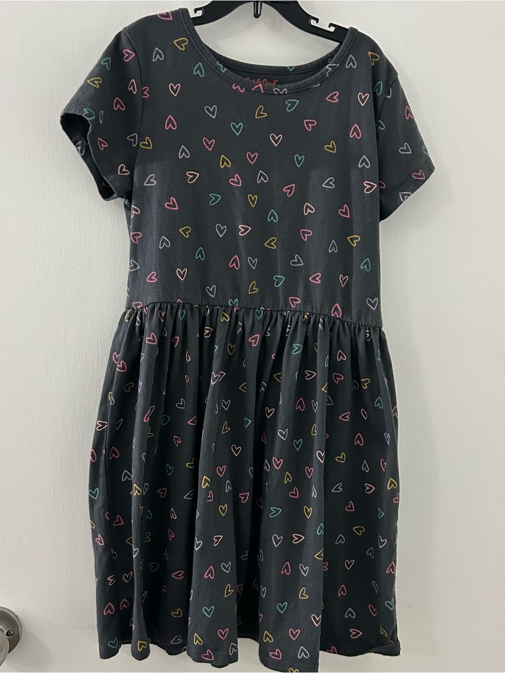 Cat & Jack Charcoal Short Sleeve Dress with Multicolor Heart Print